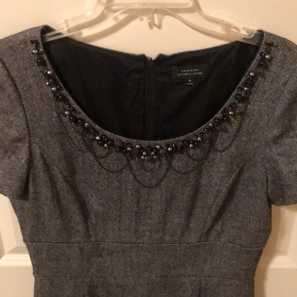 🌈Tahari Arthur S. Levine Scoopneck Beaded Dress🌈